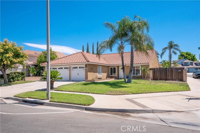 Image 3 for 7441 Plumaria Dr, Fontana, CA 92336