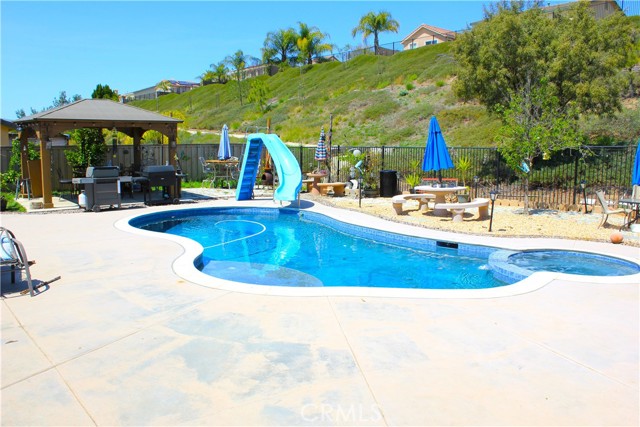 Image 5 of 22 For 34156 Hillside Drive
