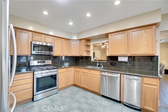 Image 32 of 75 For 1261 Ramona Boulevard