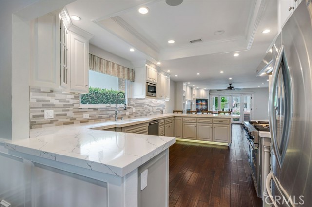 21192 Richmond Circle, Huntington Beach CA: https://media.crmls.org/medias/57e0d731-62db-4724-9644-eeffad4ed967.jpg