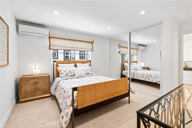 Detail Gallery Image 19 of 37 For 1817 W Bay Ave a,  Newport Beach,  CA 92663 - 2 Beds | 2/1 Baths