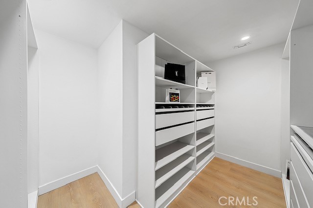 https://media.crmls.org/medias/57e0db39-ef0b-44c6-b90e-9ac3436bc8a9.jpg?preset=X-Large