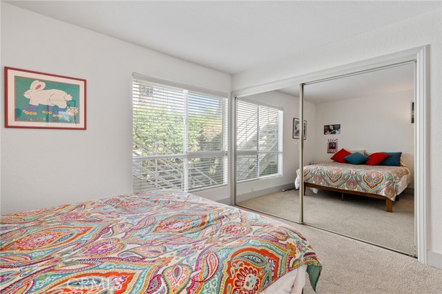 718 W 37th Street, San Pedro CA: https://media.crmls.org/medias/57e0eef3-5c11-4acd-8781-004ccba1d638.jpg