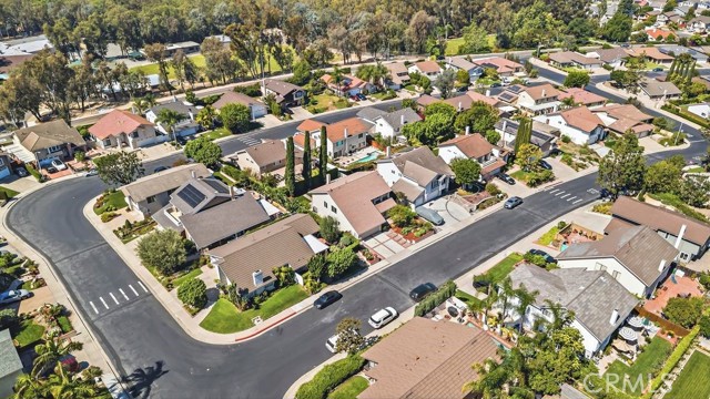 Detail Gallery Image 36 of 50 For 22141 Comanche, Lake Forest,  CA 92630 - 4 Beds | 2/1 Baths