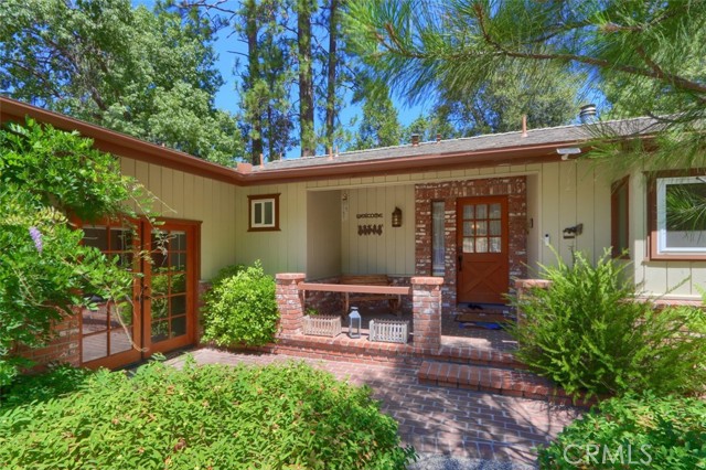 5621 Ponderosa Court, Mariposa CA: https://media.crmls.org/medias/57e23366-ccf6-4a65-b65d-b6760ccc89f7.jpg