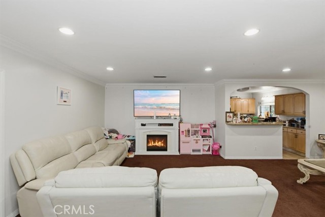 Detail Gallery Image 8 of 28 For 1845 E Colorado, Pasadena,  CA 91107 - 3 Beds | 1 Baths