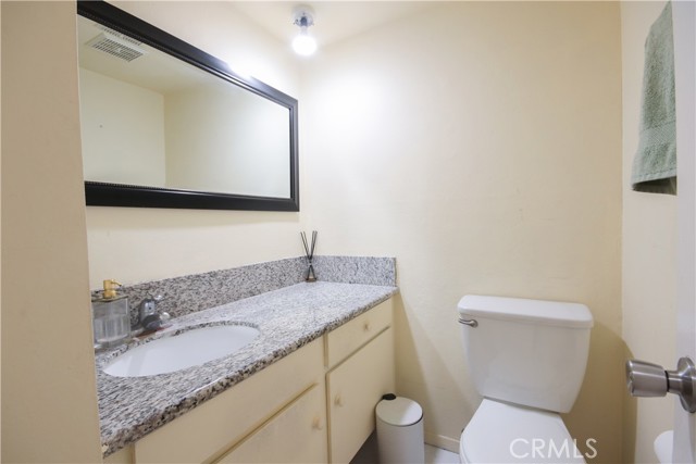Detail Gallery Image 5 of 33 For 3951 W Mcfadden Ave, Santa Ana,  CA 92704 - 2 Beds | 1/1 Baths
