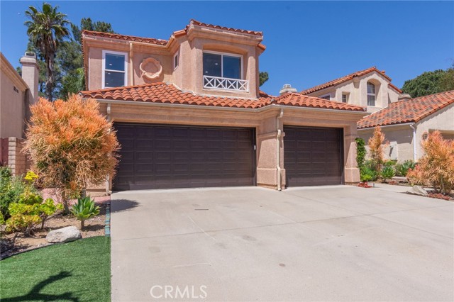 Detail Gallery Image 2 of 50 For 15535 Mallory Ct, Moorpark,  CA 93021 - 4 Beds | 2/1 Baths