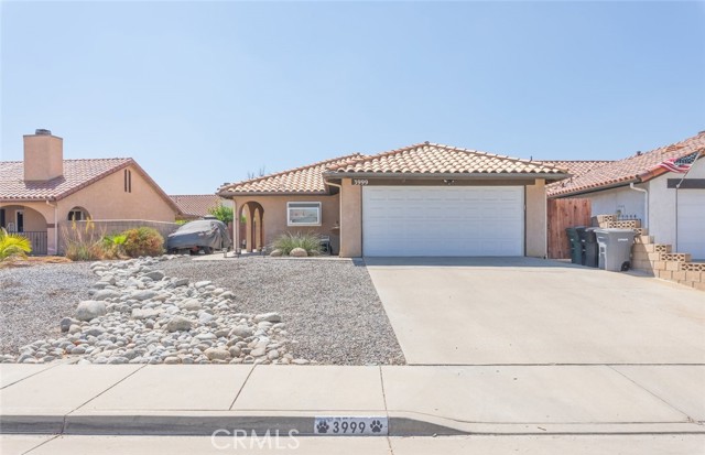 Detail Gallery Image 1 of 23 For 3999 Roxbury Dr, Hemet,  CA 92545 - 2 Beds | 2 Baths