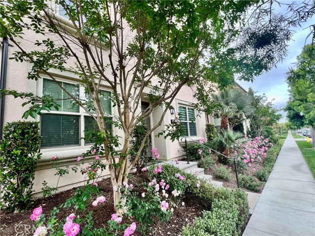110 Waterleaf, Irvine CA: https://media.crmls.org/medias/57e50cf6-c343-463b-b153-9f0d08c11970.jpg