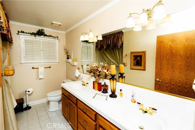 1029 Penny Street, Chowchilla CA: https://media.crmls.org/medias/57e54b8d-2ad9-486b-91b7-0cc7f4a69e0e.jpg