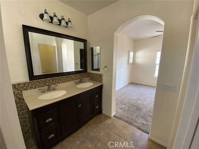 Photo #8: GD24187448 Listing 