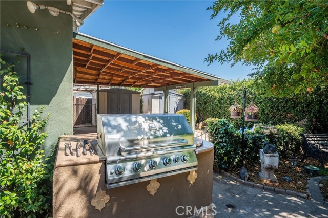 25112 De Wolfe Road, Newhall CA: https://media.crmls.org/medias/57e5daaa-9ab8-4d13-af01-5aa3020a1388.jpg