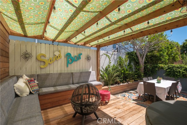 1752 Dixon Street, Redondo Beach CA: https://media.crmls.org/medias/57e63a89-27c2-4adc-b607-1ba17d289bd7.jpg