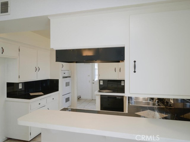 Detail Gallery Image 11 of 23 For 40636 Revere, Hemet,  CA 92544 - 2 Beds | 1/1 Baths