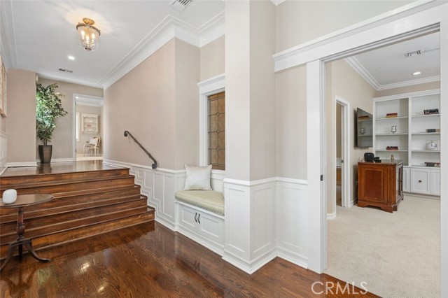 357 N Mayflower Avenue, Monrovia CA: https://media.crmls.org/medias/57e8acfb-666b-4734-b4aa-853437ea75f2.jpg