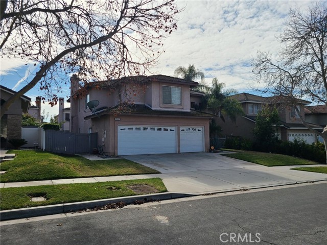 2140 Fennel Dr, Corona, CA 92879