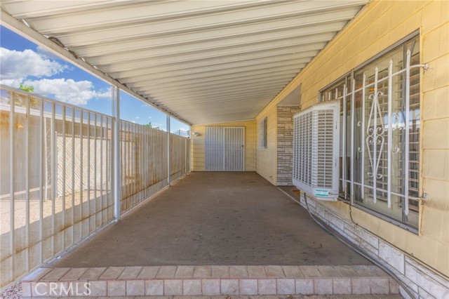 Detail Gallery Image 6 of 24 For 554 Castille, Hemet,  CA 92543 - 3 Beds | 2 Baths