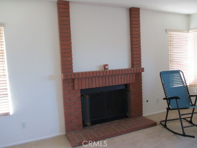 Detail Gallery Image 17 of 35 For 17474 Crestlake Ln, Riverside,  CA 92503 - 4 Beds | 2/1 Baths