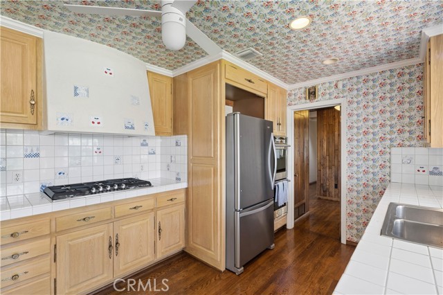 Detail Gallery Image 6 of 15 For 2401 Sierra Vista, Newport Beach,  CA 92660 - 3 Beds | 2 Baths