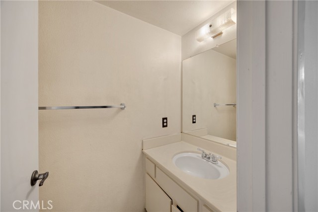 Detail Gallery Image 6 of 39 For 2622 N Tustin Ave (147),  Santa Ana,  CA 92705 - 3 Beds | 2/1 Baths