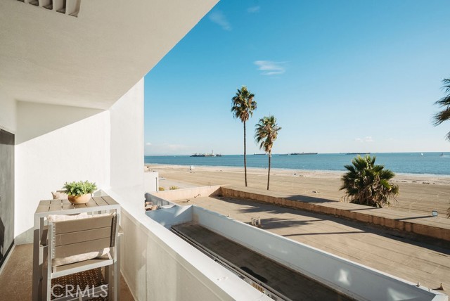 Detail Gallery Image 4 of 62 For 1200 E Ocean #52,  Long Beach,  CA 90802 - 2 Beds | 2 Baths