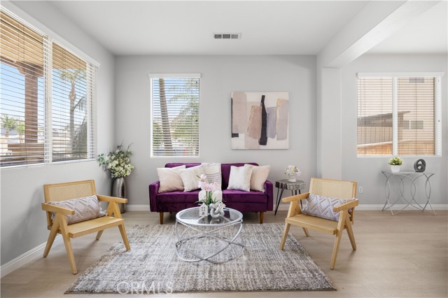 12337 Columbia Lane, Eastvale CA: https://media.crmls.org/medias/57ecb90d-852c-4e0d-8fac-e22d5f167bbd.jpg