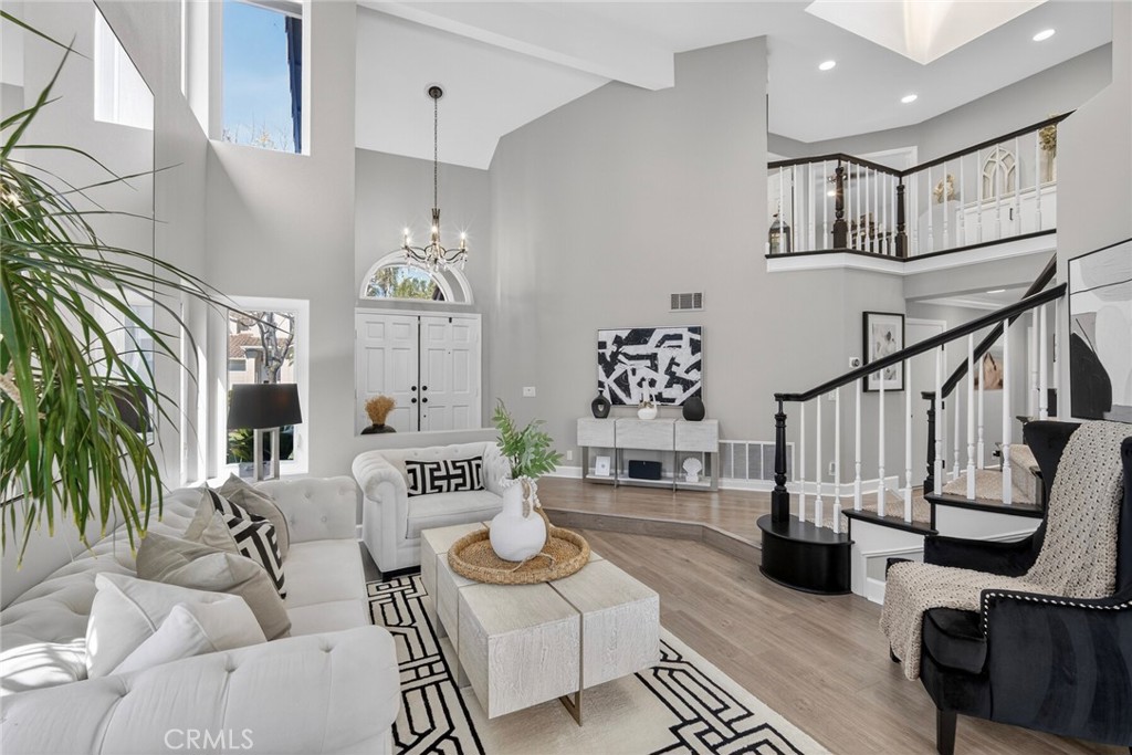 MLS #OC26040336 image #10