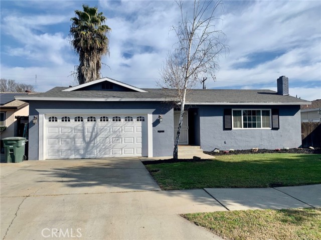 Detail Gallery Image 1 of 1 For 3200 Shamrock Ave, Merced,  CA 95340 - 3 Beds | 2 Baths