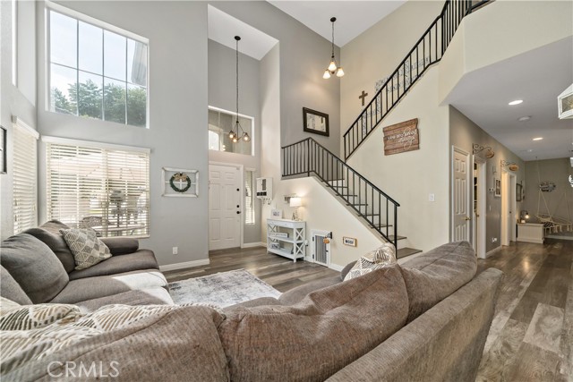 Detail Gallery Image 8 of 55 For 39802 De Vendome Ct, Murrieta,  CA 92563 - 8 Beds | 4 Baths