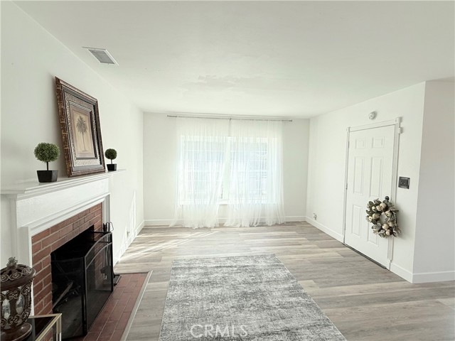 Detail Gallery Image 21 of 52 For 1517 W Grand Ave, Pomona,  CA 91766 - 4 Beds | 3 Baths