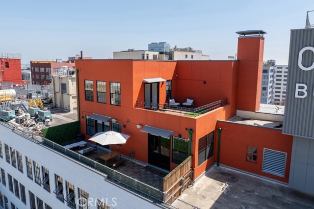 Detail Gallery Image 2 of 52 For 746 S Los Angeles St #1201,  Los Angeles,  CA 90014 - 2 Beds | 3 Baths