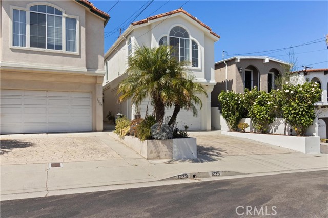 Detail Gallery Image 4 of 31 For 1225 Stanford Ave, Redondo Beach,  CA 90278 - 3 Beds | 2/1 Baths