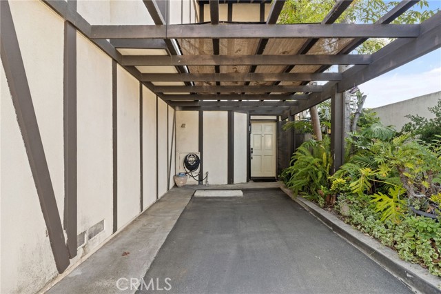 Detail Gallery Image 5 of 45 For 345 S Monte Vista, La Habra,  CA 90631 - 2 Beds | 3 Baths