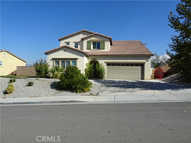 Detail Gallery Image 2 of 13 For 11454 Aaron Ave, Beaumont,  CA 92223 - 4 Beds | 3/1 Baths