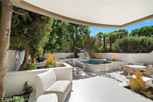 48 Belcourt Drive, Newport Beach CA: https://media.crmls.org/medias/57f2f642-29d3-4c2e-bfbc-98240d6cd076.jpg