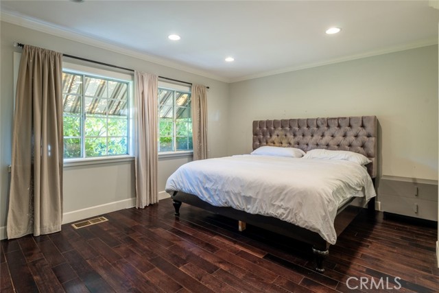 Detail Gallery Image 14 of 19 For 2021 Orchard Ln a,  La Canada Flintridge,  CA 91011 - 2 Beds | 1 Baths