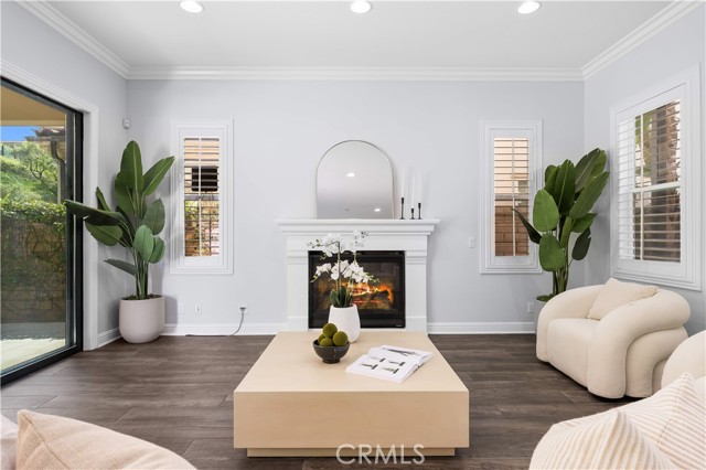 28 Caspian, Lake Forest CA: https://media.crmls.org/medias/57f36c76-15f9-4f1c-8843-43cbe80436cd.jpg