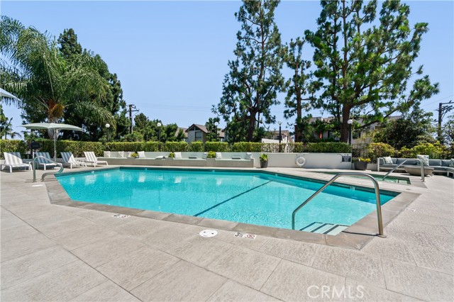 Detail Gallery Image 15 of 17 For 8787 Shoreham Dr #B4,  West Hollywood,  CA 90069 - 0 Beds | 1 Baths