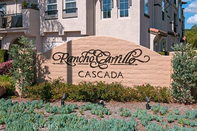 6267 Via Trato, Carlsbad CA: https://media.crmls.org/medias/57f3b96b-ac72-47a0-a760-15d69284bcea.jpg
