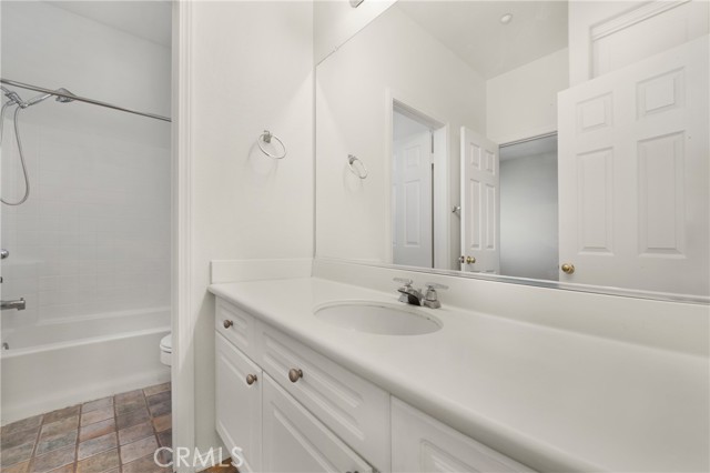 Detail Gallery Image 24 of 37 For 70 Chula Vista, Irvine,  CA 92602 - 3 Beds | 2/1 Baths
