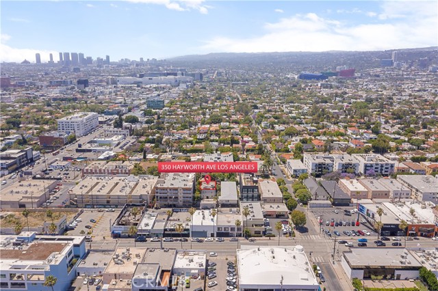 350 N Hayworth Avenue, Los Angeles CA: https://media.crmls.org/medias/57f4403b-e7f8-467e-978f-3acd8ef45e37.jpg