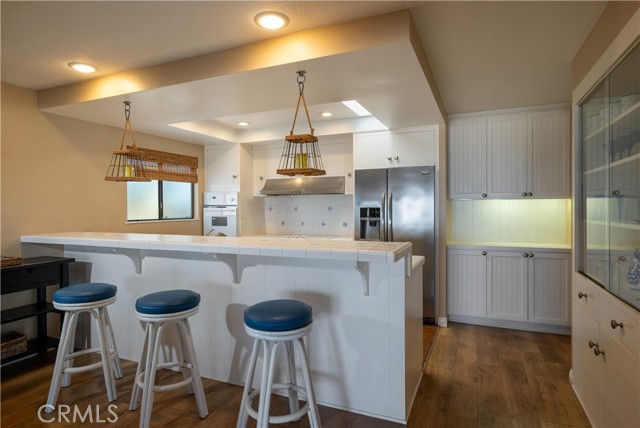 Detail Gallery Image 8 of 27 For 1303 E Balboa Bld, Newport Beach,  CA 92661 - 3 Beds | 2/1 Baths