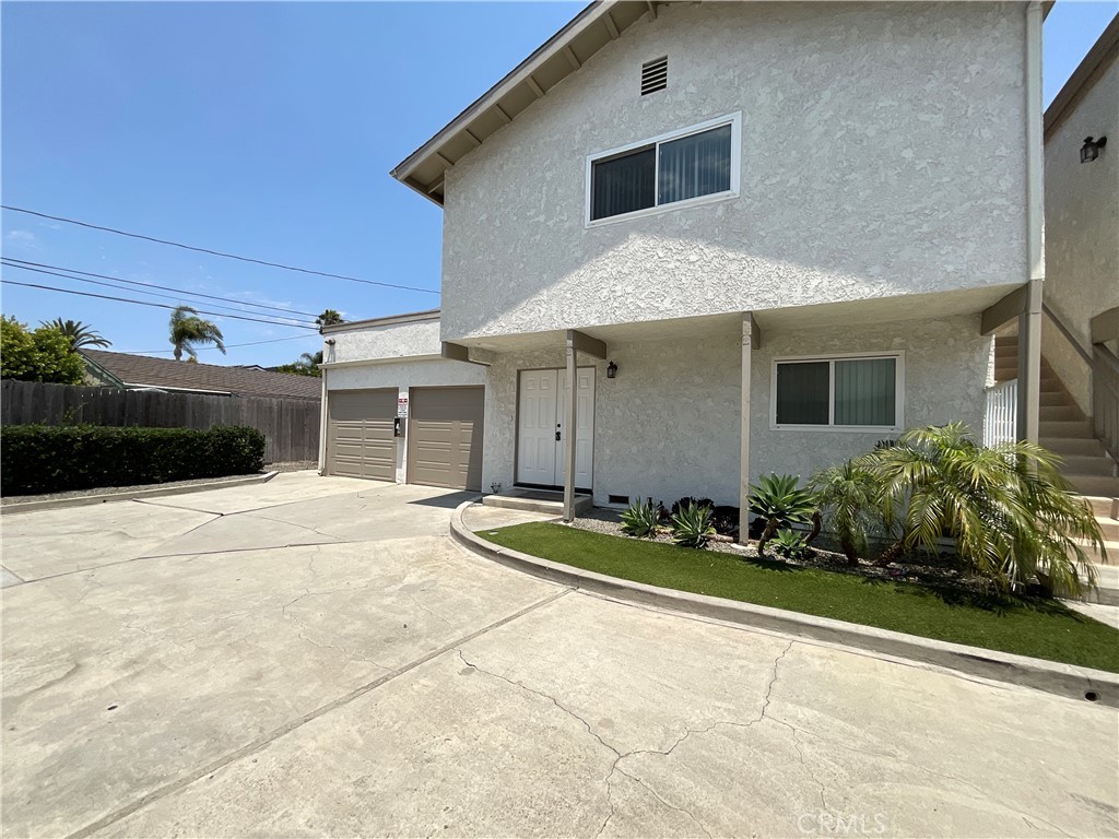 2641 Santa Ana Avenue #F