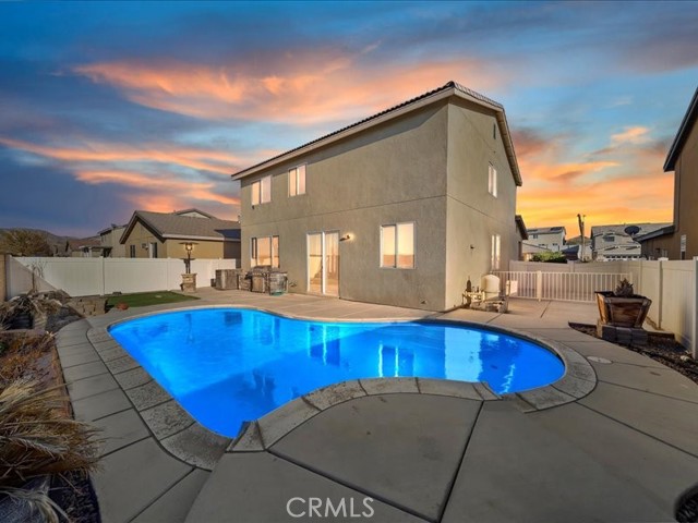 Detail Gallery Image 26 of 28 For 16764 Desert Lily, Victorville,  CA 92394 - 5 Beds | 2/1 Baths
