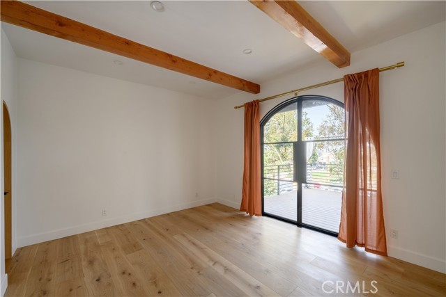 811 Maltman Avenue, Los Angeles CA: https://media.crmls.org/medias/57f82fc3-37cd-4ab1-8c5f-ba3d81c2b352.jpg