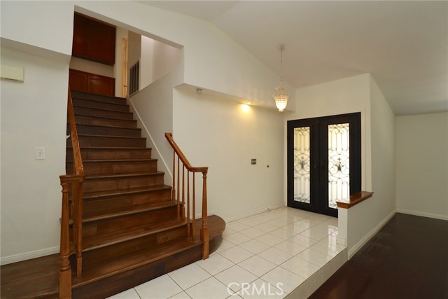 17252 Wentzel Way, Granada Hills CA: https://media.crmls.org/medias/57f87442-06aa-4f7d-bb3e-15b0aa66c755.jpg