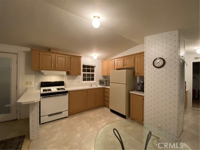 Detail Gallery Image 8 of 33 For 1595 Los Osos Valley Rd 42c,  Los Osos,  CA 93402 - 2 Beds | 1/1 Baths