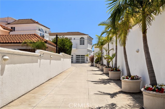 759 Foxkirk Road, Glendale CA: https://media.crmls.org/medias/57f940d2-adee-4716-8114-c449d1f55d5f.jpg