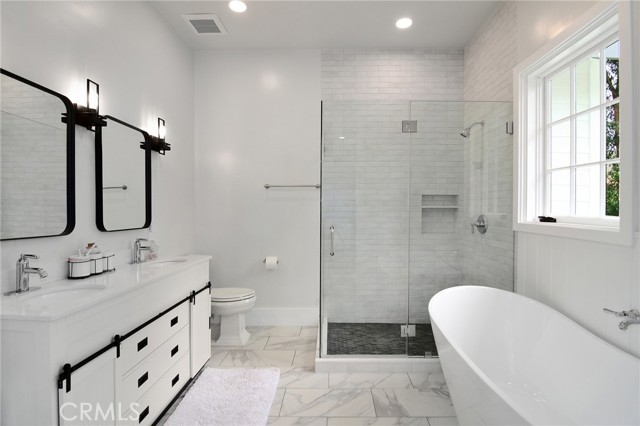 28845 Countryside Drive, Agoura Hills CA: https://media.crmls.org/medias/57f9c7dc-1495-4d05-bb91-62d8693106d9.jpg